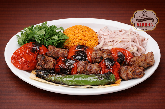 Domatesli Kebap